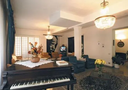 Massarelli Hotel 3*