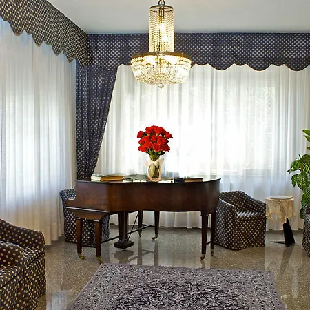Massarelli Hotel 3*